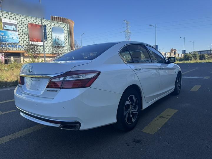Accord 2016 2.0L Comfort photo 6