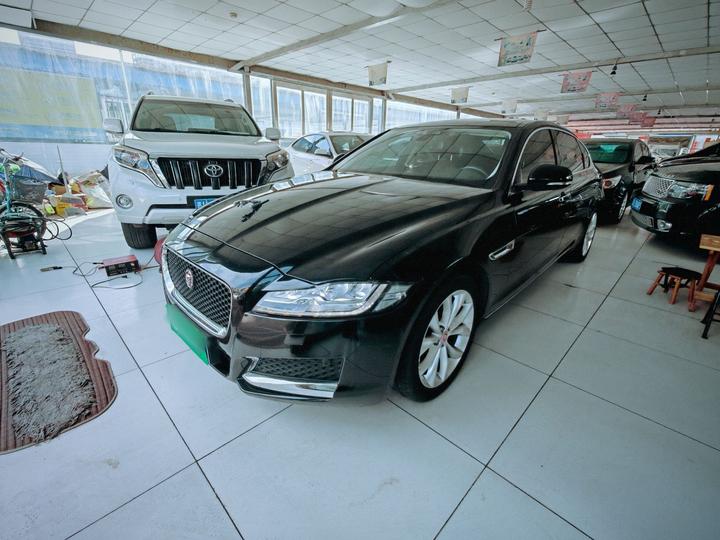 XFL 2020 XFL 2.0T P250 RWD Luxury