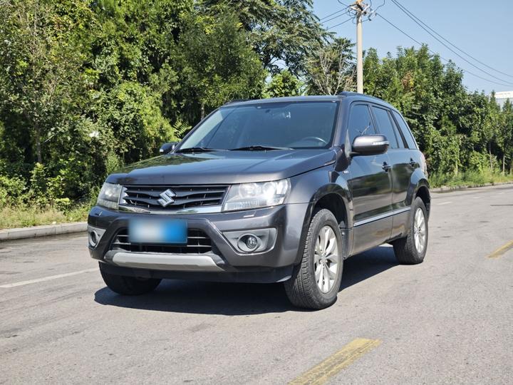Vitara 2012 2.4L AT Luxury 5-Door