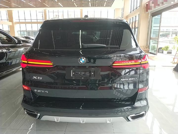 X5 2023 xDrive 30Li Exclusive M Sport Package photo 3
