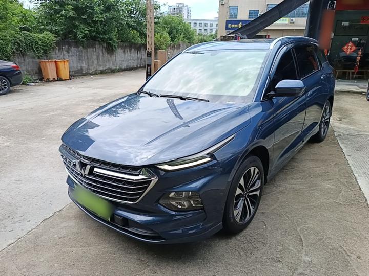 Wuling 2020 1.5T CVT Flagship
