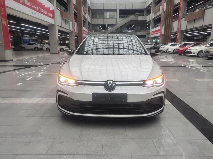 Golf 2023 280TSI DSG R-Line Lite photo 2