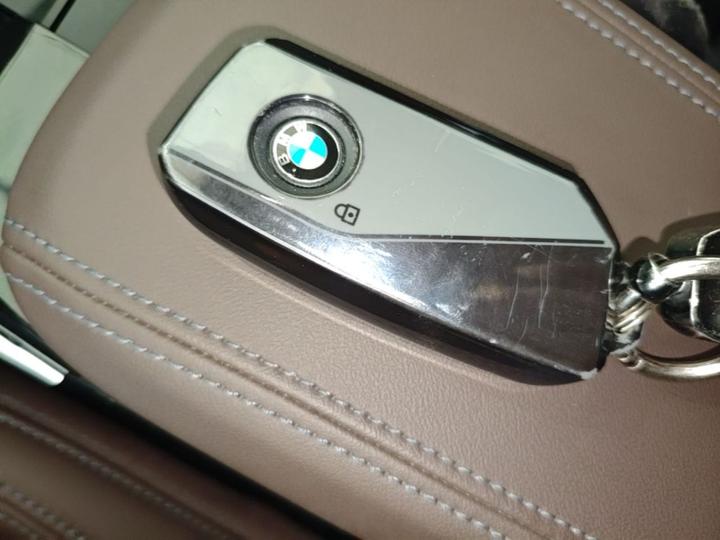 X1 2024 sDrive25Li M Sport Package photo 8