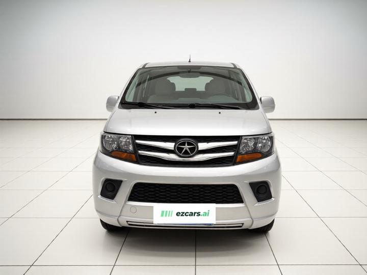 Refine M3 2015 1.6L Luxury photo 2