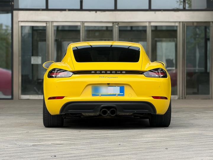 718 2018 Cayman 2.0T photo 3