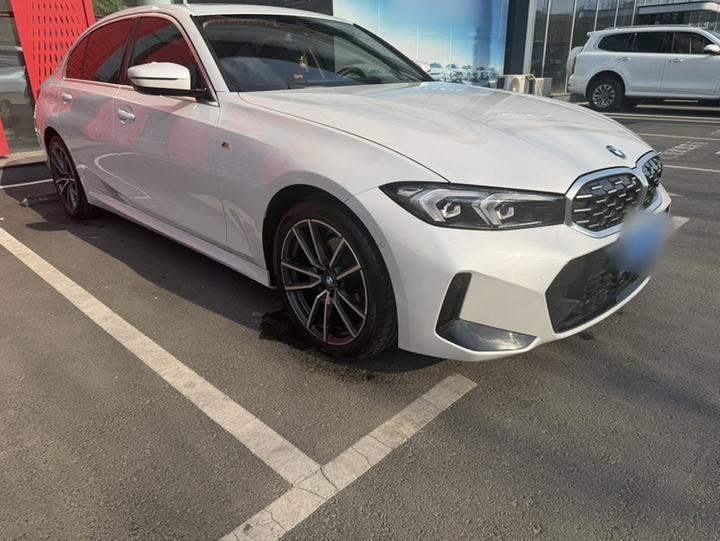 3 Series 2025 325Li M Sport Package photo 3