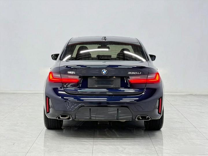 3 Series 2025 330Li M M Sport Night Package photo 5