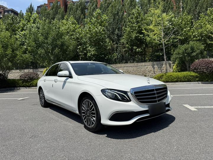 E-Class 2019 E 200 L photo 3