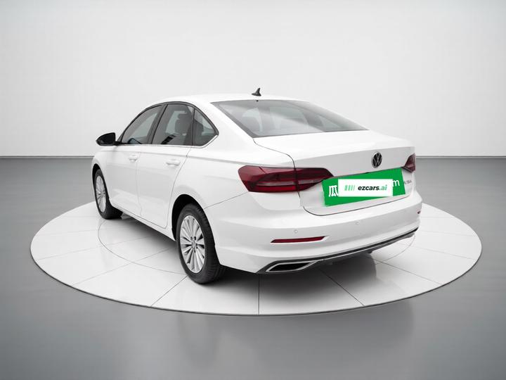 Lavida 2021 1.5L AT photo 4