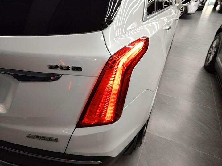 XT5 2018 28T AWD Luxury photo 7