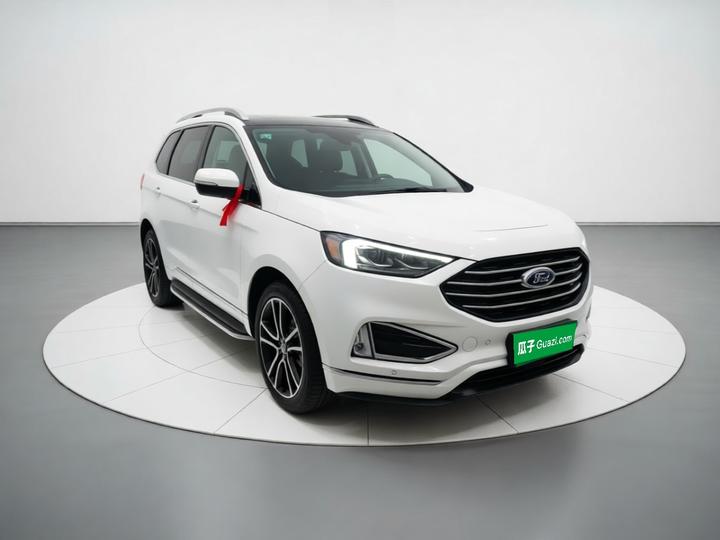 Edge 2020 EcoBoost 245 RWD 7-Seater photo 3