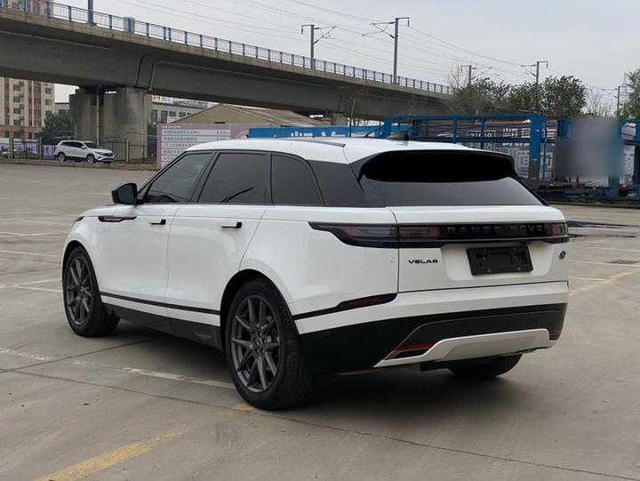 Range Rover Velar 2024 Dynamic HSE photo 4