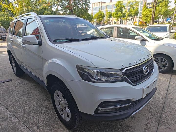 X8 2017 2.0T Petrol 4X2 Luxury photo 3
