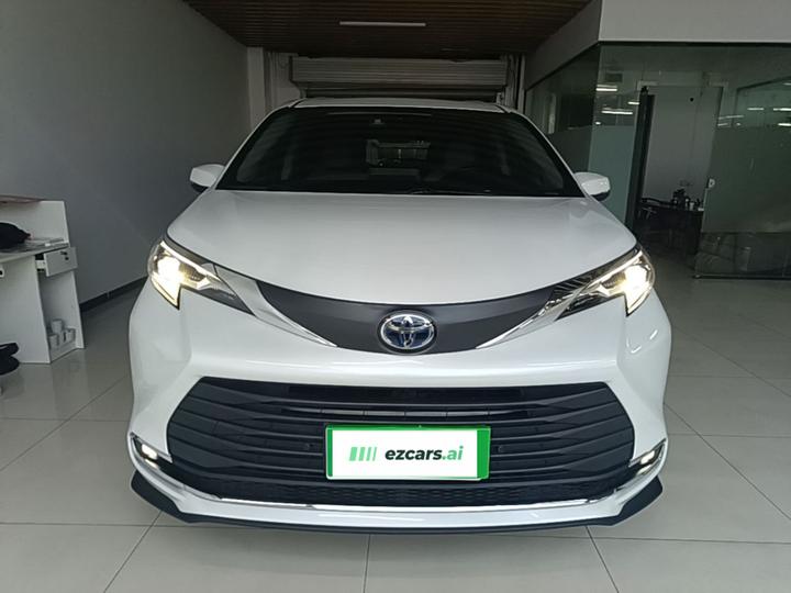 Sienna 2023 2.5L Hybrid Comfort photo 2