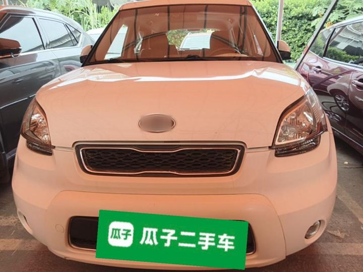 2012 1.6L AT Premium photo 2