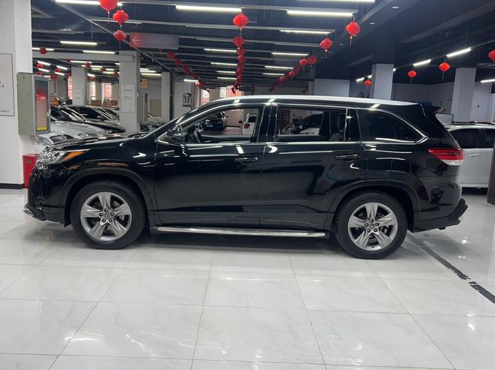 Highlander 2018 2.0T AWD Luxury 7-Seater China VI photo 6