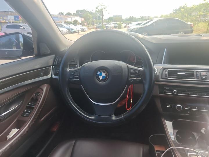 5 Series 2017 525Li Luxury Design Package photo 3