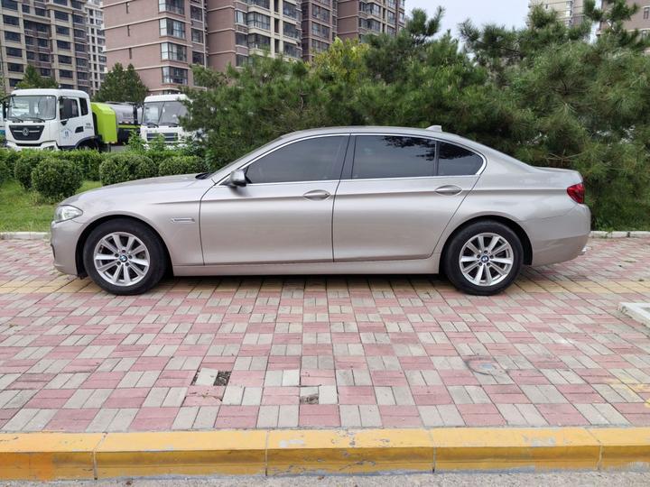 5 Series 2017 520Li photo 3
