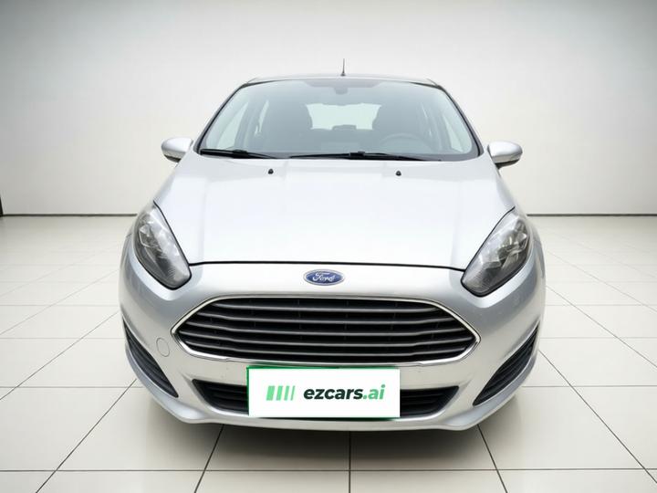 2013 Sedan 1.5L MT photo 2