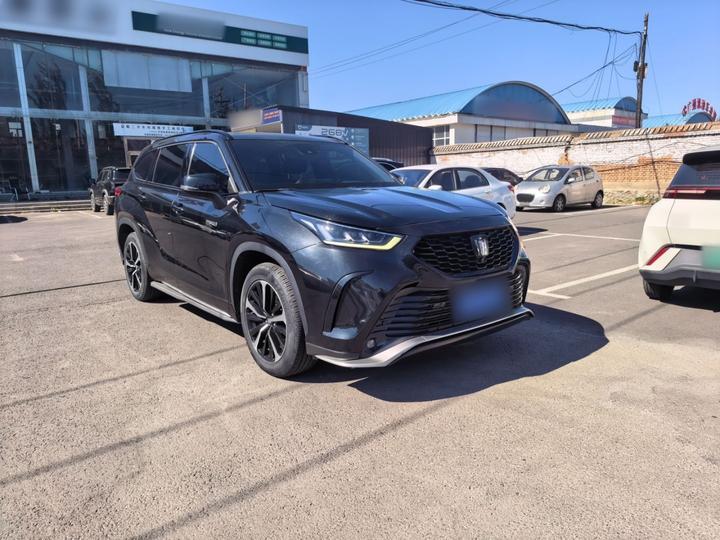 Crown 2022 2.5L HEV AWD Premium photo 4