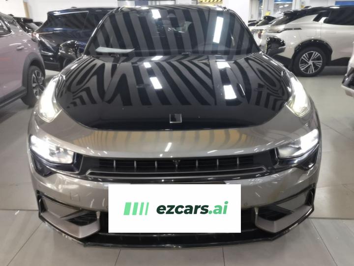 02 Hatchback 2022 2.0TD Pro photo 2