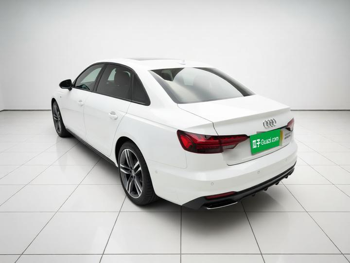 A4L 2022 40 TFSI Luxury Dynamic photo 4
