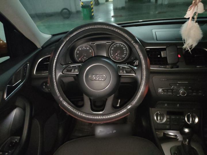 Q3 2015 30 TFSI Progressive photo 7