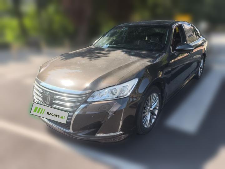 Crown 2017 2.0T Sport