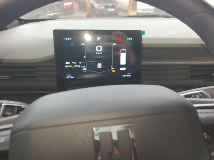 V 2025 V7E 51.52KWH photo 8