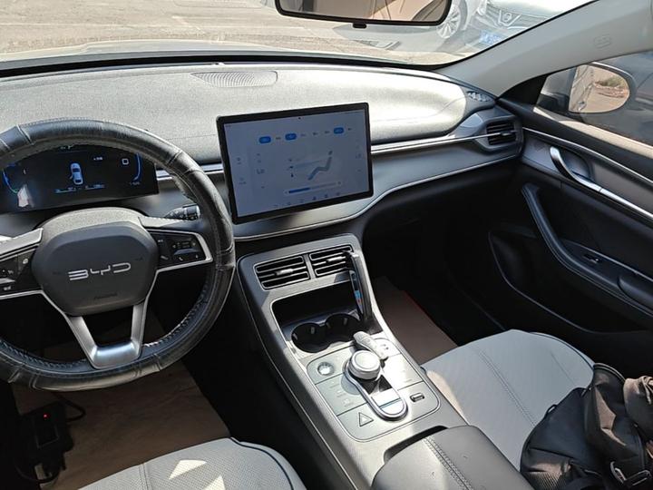 Destroyer 05 2024 Honor DM-i 120KM Luxury photo 8