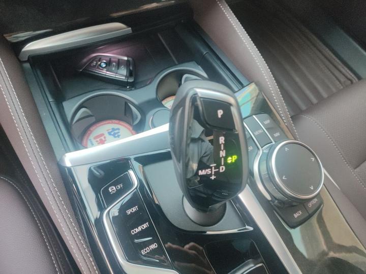 5 Series 2022 Facelift 525Li M Sport Package photo 6
