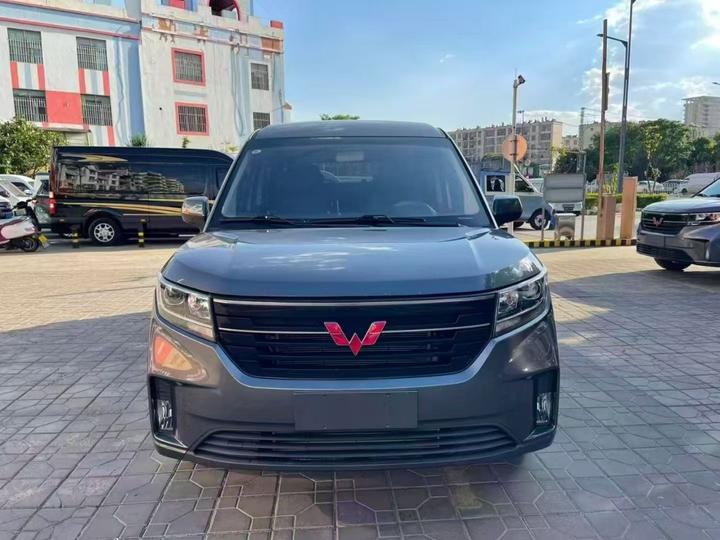 Wuling 2021 1.5T MT Luxury photo 2