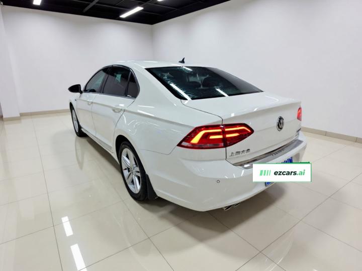 Lamando 2015 330TSI DSG Comfort photo 4