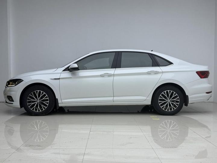 Sagitar 2021 200TSI DSG Comfort Connected photo 4