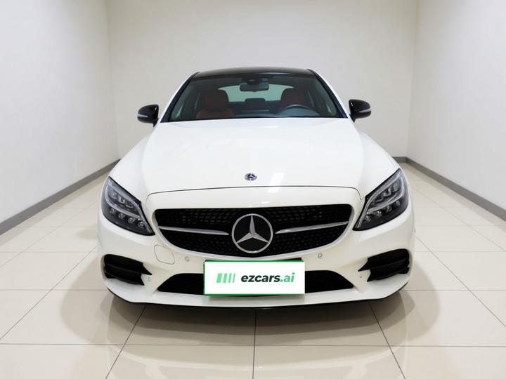 C-Class Imported 2023 C 260 Coupe photo 2