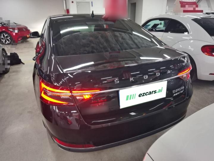 Superb 2024 TSI280 DSG Exclusive photo 3