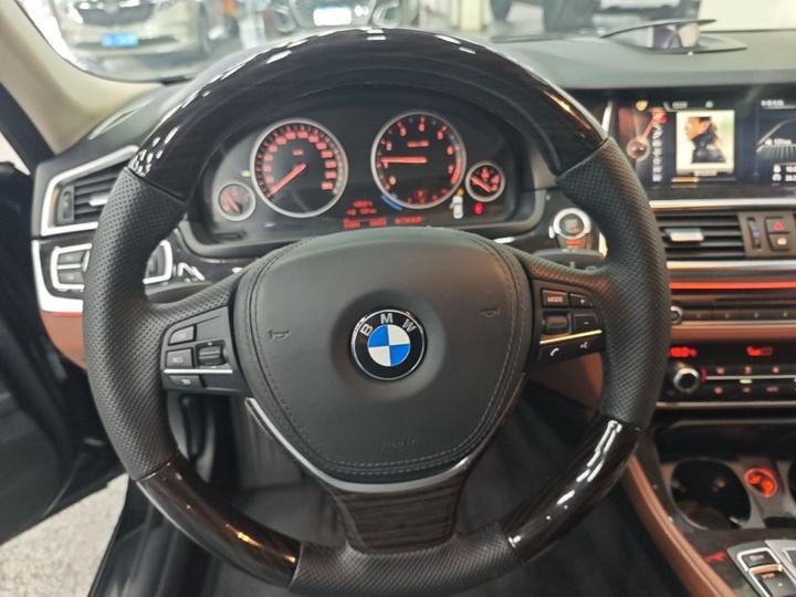 5 Series 2014 525Li Leading photo 6