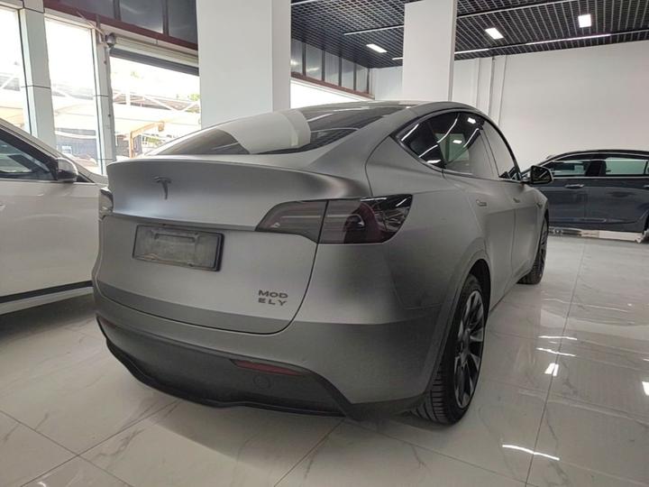 Model Y 2021 Standard Range RWD photo 4