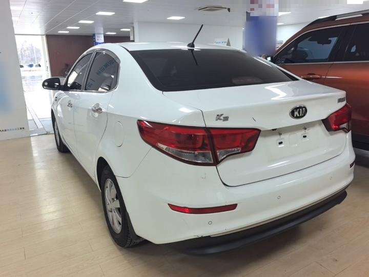 K2 2015 Sedan 1.4L AT GLS photo 4