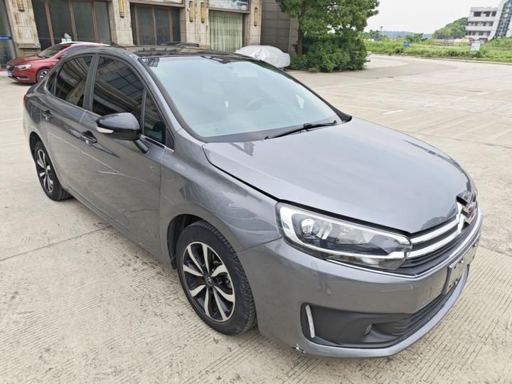 C4 2016 1.6L MT Luxury photo 3