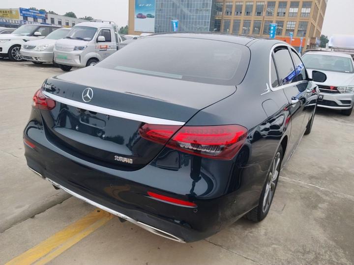 E-Class 2023 Facelift E 300 L Sport Luxury photo 6