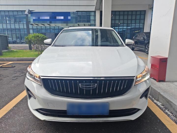 Emgrand 2023 4 Champion 1.5L CVT Premium photo 2
