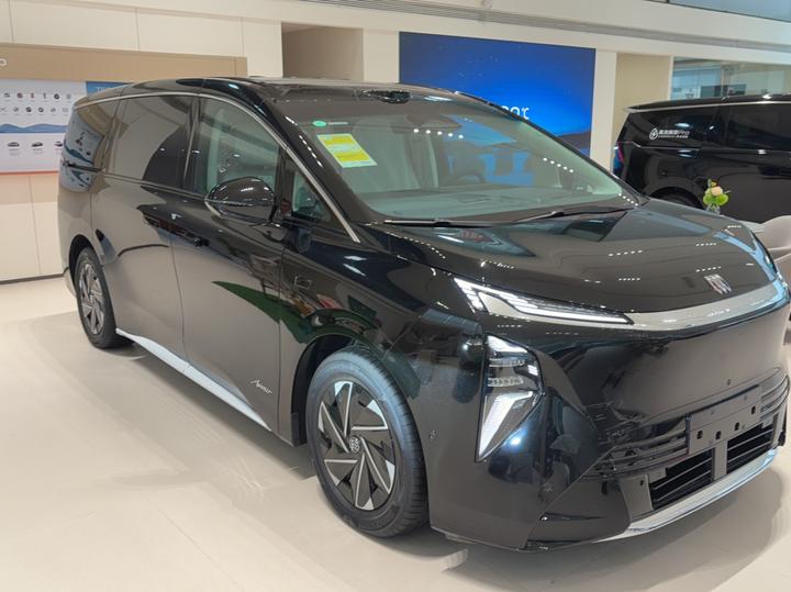 2026 EV photo 6