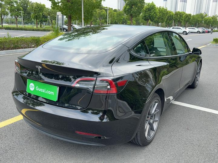 Model 3 2021 Standard Range RWD Upgraded photo 4