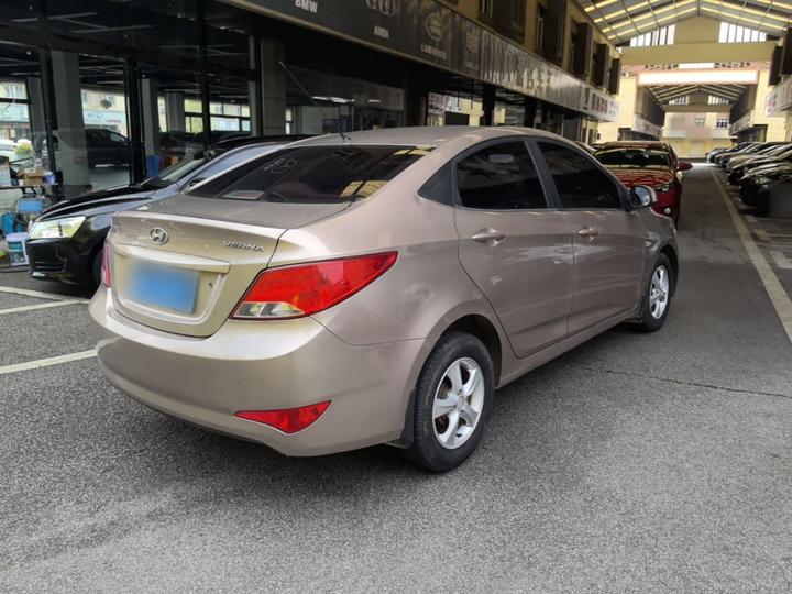 Verna 2014 1.4L AT Smart GLS photo 4