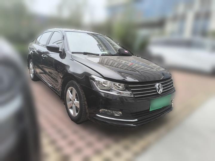Lavida 2017 1.6L AT photo 3