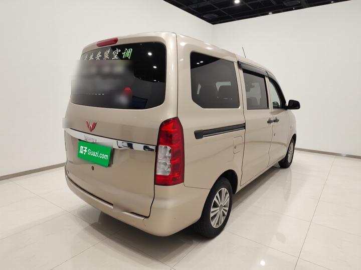 Wuling Hongguang V 2022 1.5L LAR photo 6