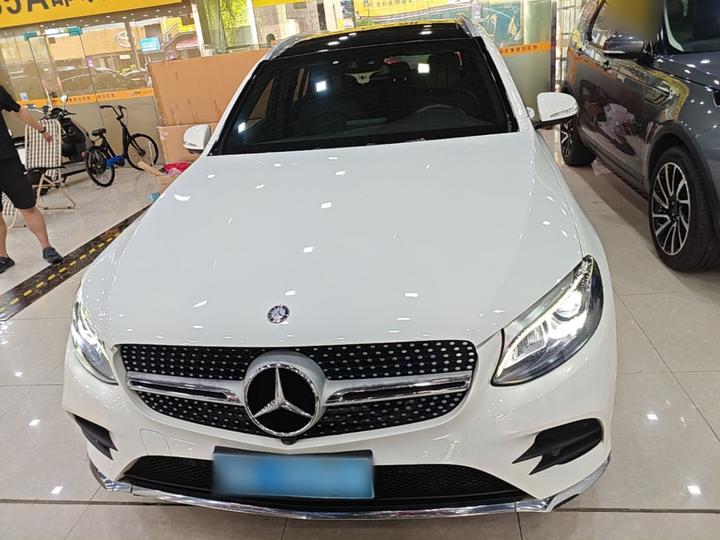 GLC 2017 GLC 260 4MATIC Luxury photo 2