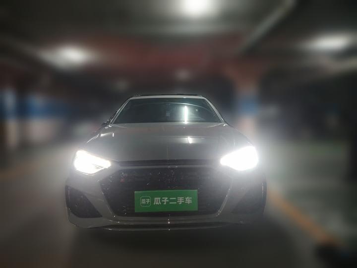 RS 4 2023 RS4 Avant photo 2