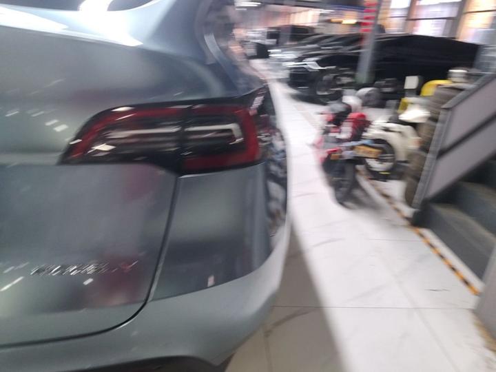 Model Y 2021 Long Range AWD photo 7